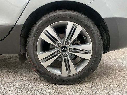 Used 2015 Hyundai Tucson Limited w/ Option Group 03 image 28