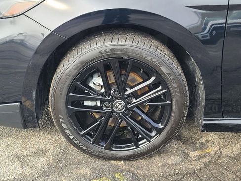 Used 2025 Toyota Camry SE image 32