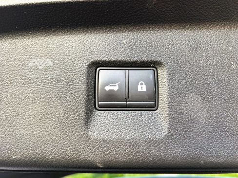 Used 2022 INFINITI QX60 Luxe image 27