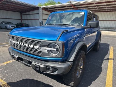 Used 2025 Ford Bronco Badlands AWD/4WD image 15