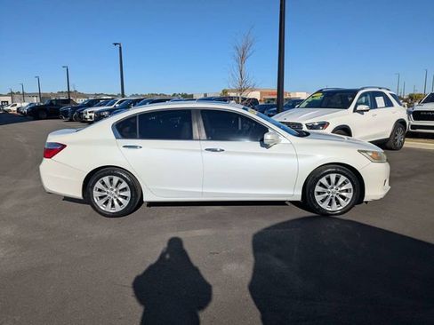 Used 2013 Honda Accord EX image 2