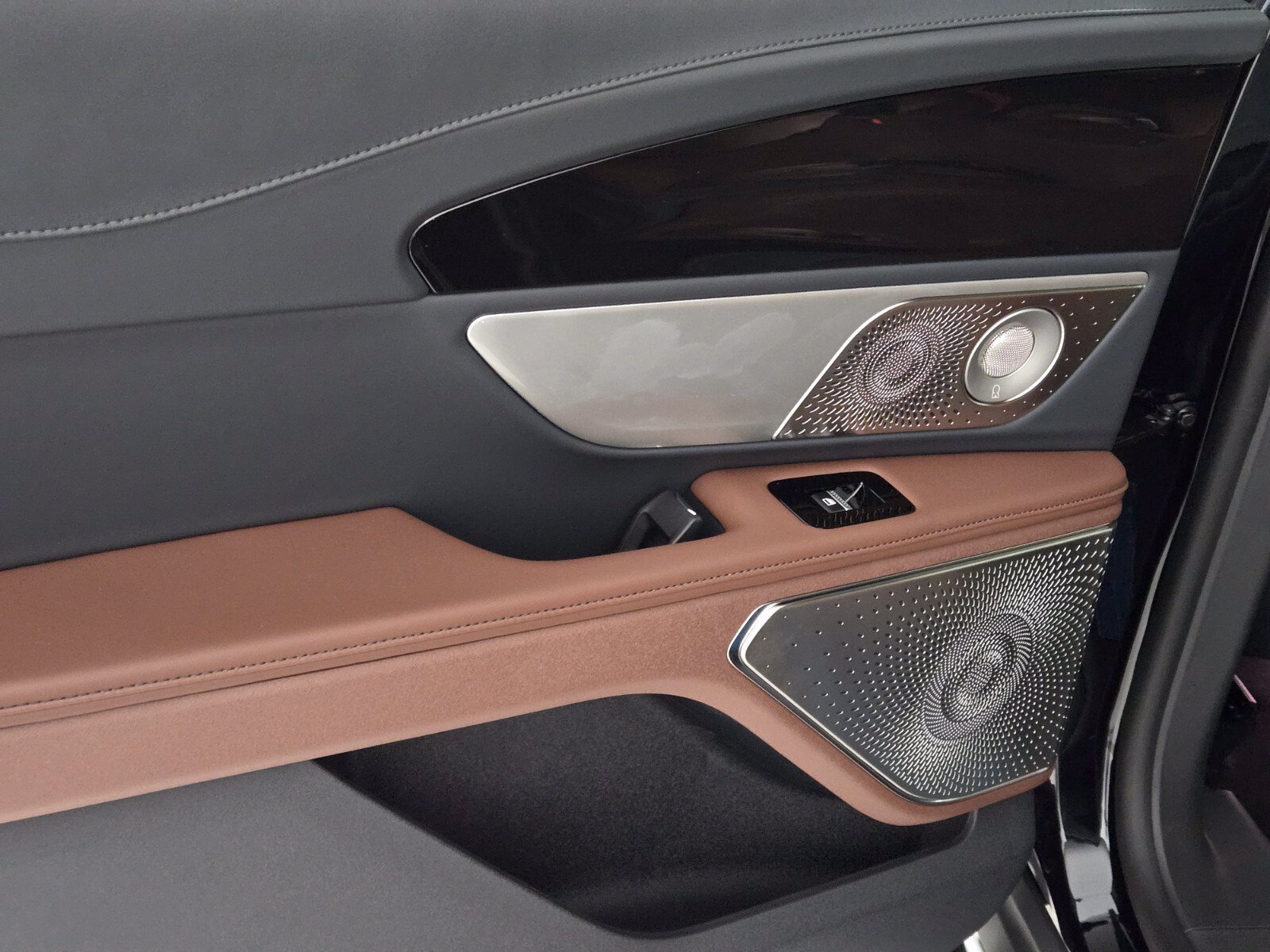 New 2026 Lincoln Nautilus Reserve AWD/4WD image 23