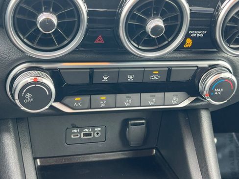 Used 2023 Nissan Sentra SV image 19