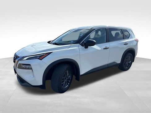 Certified 2023 Nissan Rogue S FWD image 4