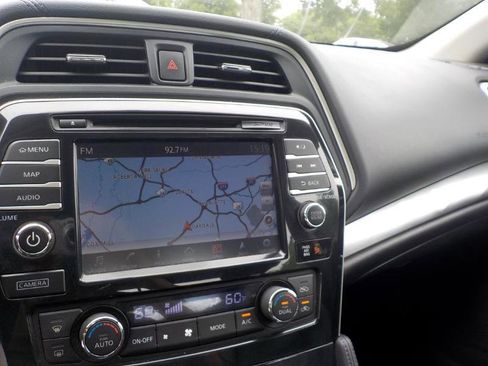 Used 2016 Nissan Maxima SR w/ Midnight Edition image 13