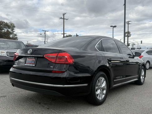Used 2016 Volkswagen Passat 1.8T S FWD image 33