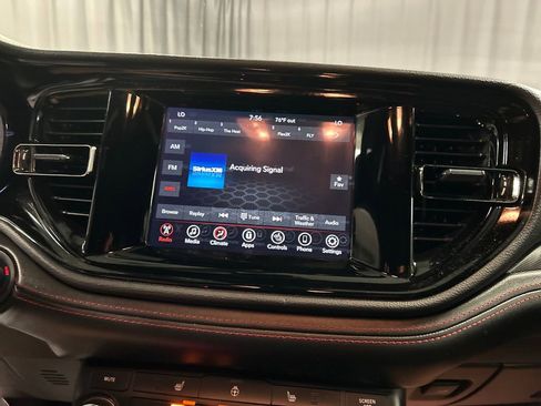 Used 2024 Dodge Durango GT image 17