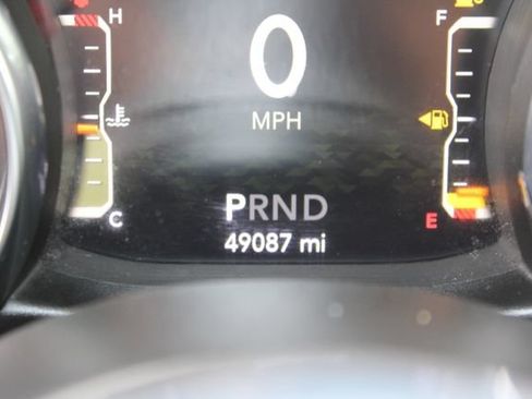 Used 2020 Jeep Wrangler Unlimited Rubicon w/ LED Lighting Group AWD/4WD image 23
