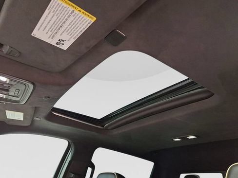 Used 2025 GMC Sierra 2500 AT4X AWD/4WD image 17