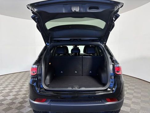 New 2026 Jeep Compass Limited image 9