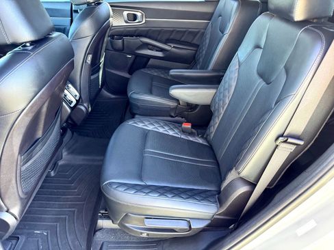 Used 2022 Kia Sorento SX image 20