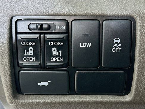 Used 2016 Honda Odyssey EX-L image 10