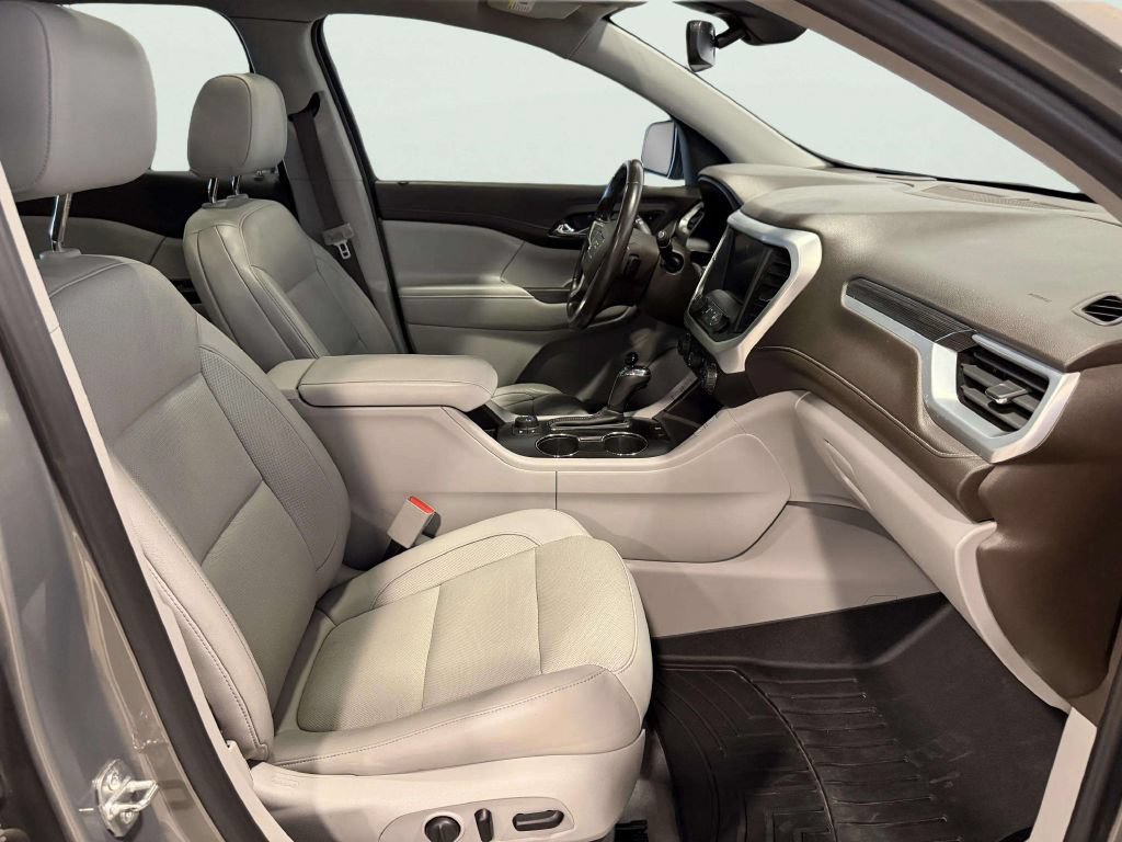 Used 2019 GMC Acadia SLT FWD image 28