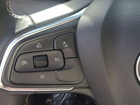 Used 2023 Buick Encore GX Select w/ Sport Touring Package image 16