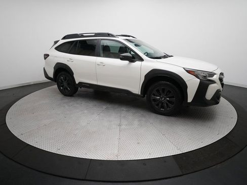 Used 2024 Subaru Outback Onyx Edition XT image 13