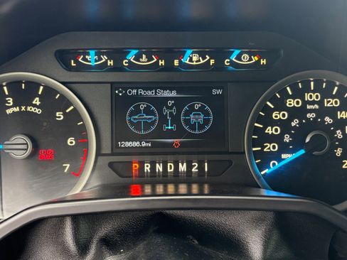 Used 2016 Ford F150 XLT w/ Equipment Group 302A Luxury image 36