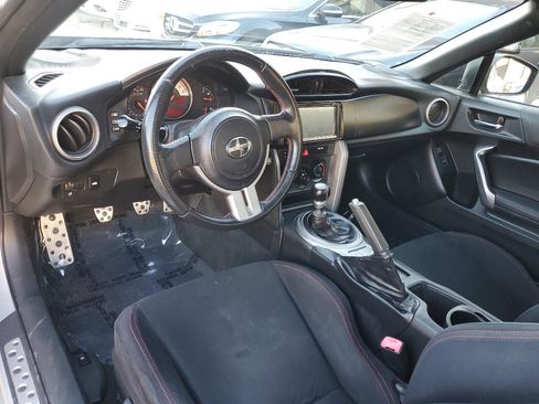 Used 2013 Scion FR-S image 17