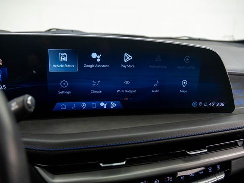 Certified 2024 Cadillac XT4 Sport image 31