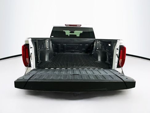 Used 2025 GMC Sierra 1500 SLT RWD image 28