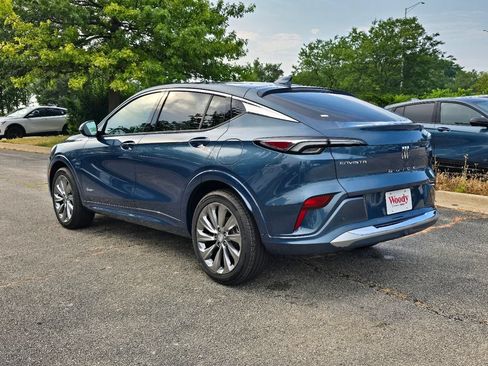 New 2026 Buick Envista Avenir FWD image 10