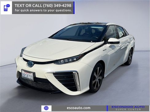 Used 2017 Toyota Mirai image 1
