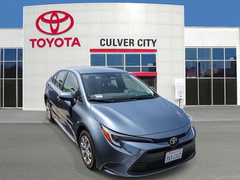 Used 2026 Toyota Corolla LE w/ Carpet Mat Package (TMS) FWD image 1