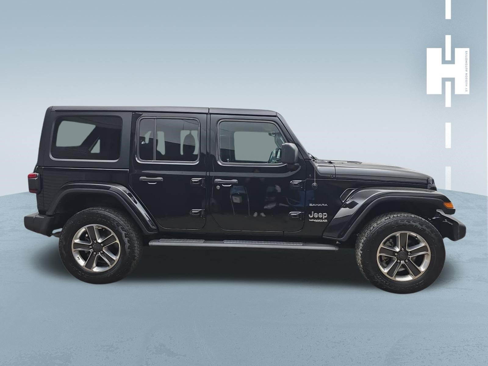 Used 2019 Jeep Wrangler Unlimited Sahara AWD/4WD image 3