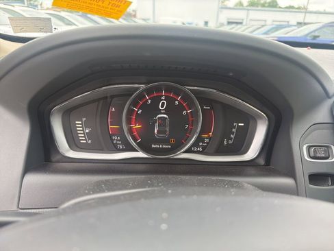 Used 2017 Volvo XC60 T6 Inscription w/ Preferred Option Package AWD/4WD image 16