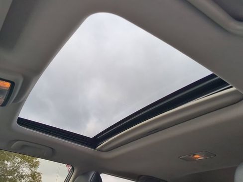 Used 2019 Toyota 4Runner Limited image 18