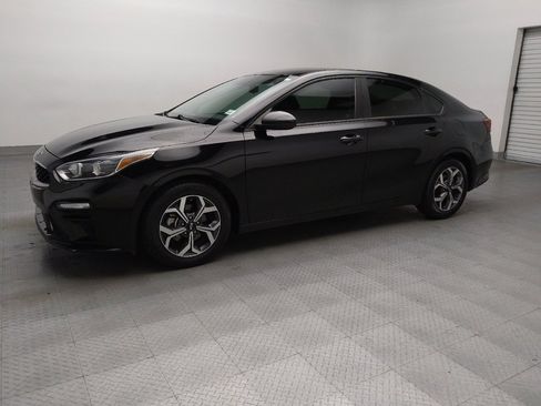 Used 2021 Kia Forte LXS image 2
