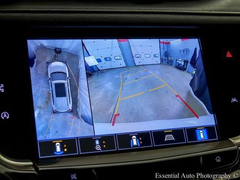 Certified 2023 Cadillac XT6 Premium Luxury w/ Technology Package AWD/4WD image 18
