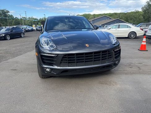 Used 2017 Porsche Macan AWD/4WD image 4