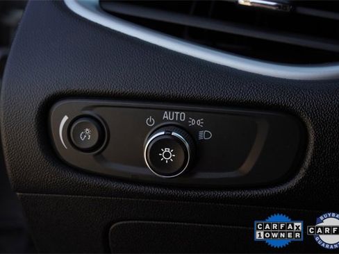 Used 2024 Chevrolet Malibu LT image 21