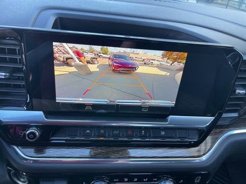 Used 2023 GMC Sierra 1500 Elevation image 11