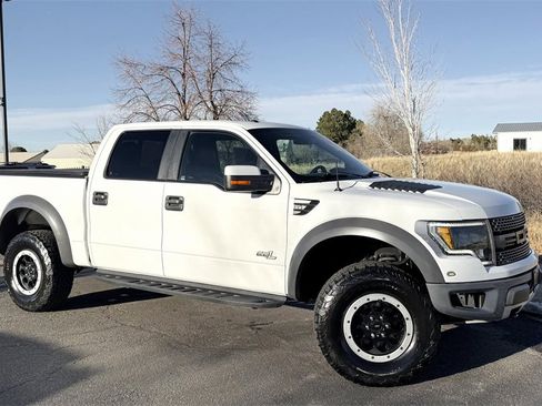 Used 2014 Ford F150 Raptor w/ Equipment Group 801A Luxury image 2