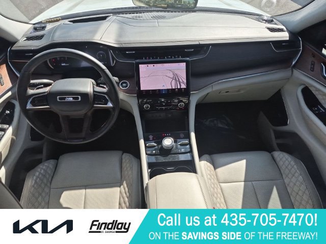 Used 2023 Jeep Grand Cherokee L Summit w/ Advanced Protech Group IV AWD/4WD image 28
