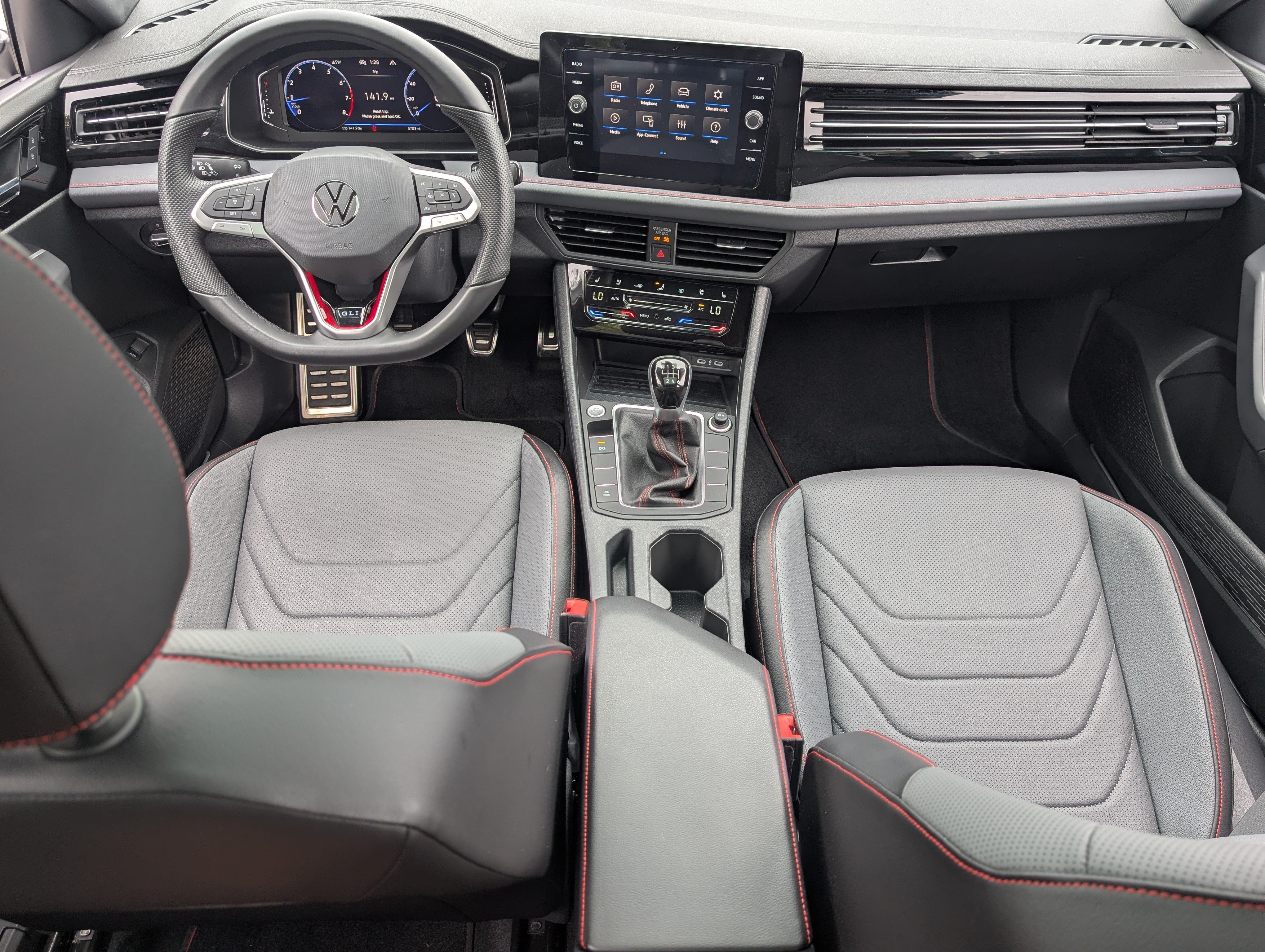Used 2026 Volkswagen Jetta GLI Autobahn FWD image 23