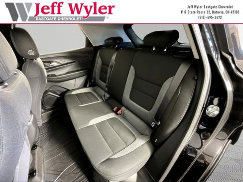 New 2026 Chevrolet TrailBlazer LT w/ Midnight Edition FWD image 18