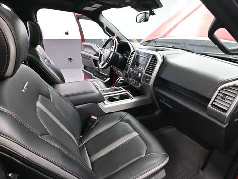 Used 2019 Ford F150 Platinum w/ Equipment Group 701A Luxury AWD/4WD image 51