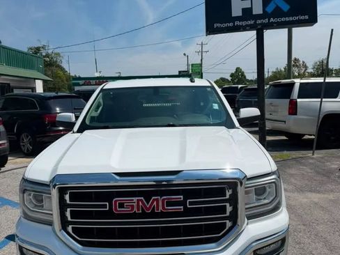 Used 2018 GMC Sierra 1500 SLE w/ SLE Value Package RWD image 2