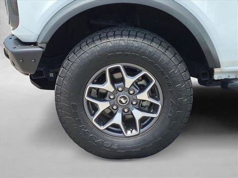 Certified 2023 Ford Bronco Badlands AWD/4WD image 21