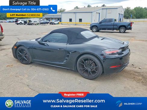 Used 2017 Porsche 718 Boxster RWD image 3