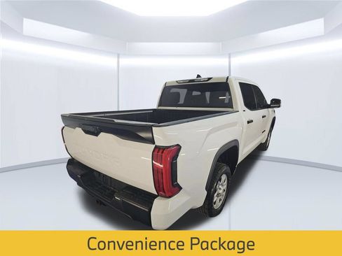 Used 2022 Toyota Tundra SR5 w/ Convenience Package RWD image 2