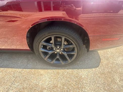 Used 2023 Dodge Challenger SXT w/ Plus Package RWD image 9