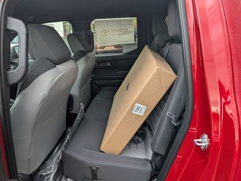 New 2026 Toyota Tacoma TRD Off-Road AWD/4WD image 11