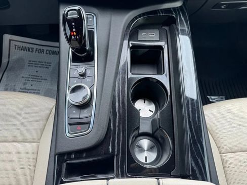 Used 2021 Cadillac Escalade Sport w/ LPO, Illumination Package AWD/4WD image 29