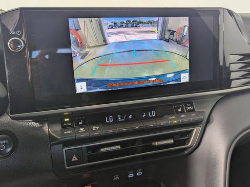 Used 2025 Toyota Camry XSE FWD image 18