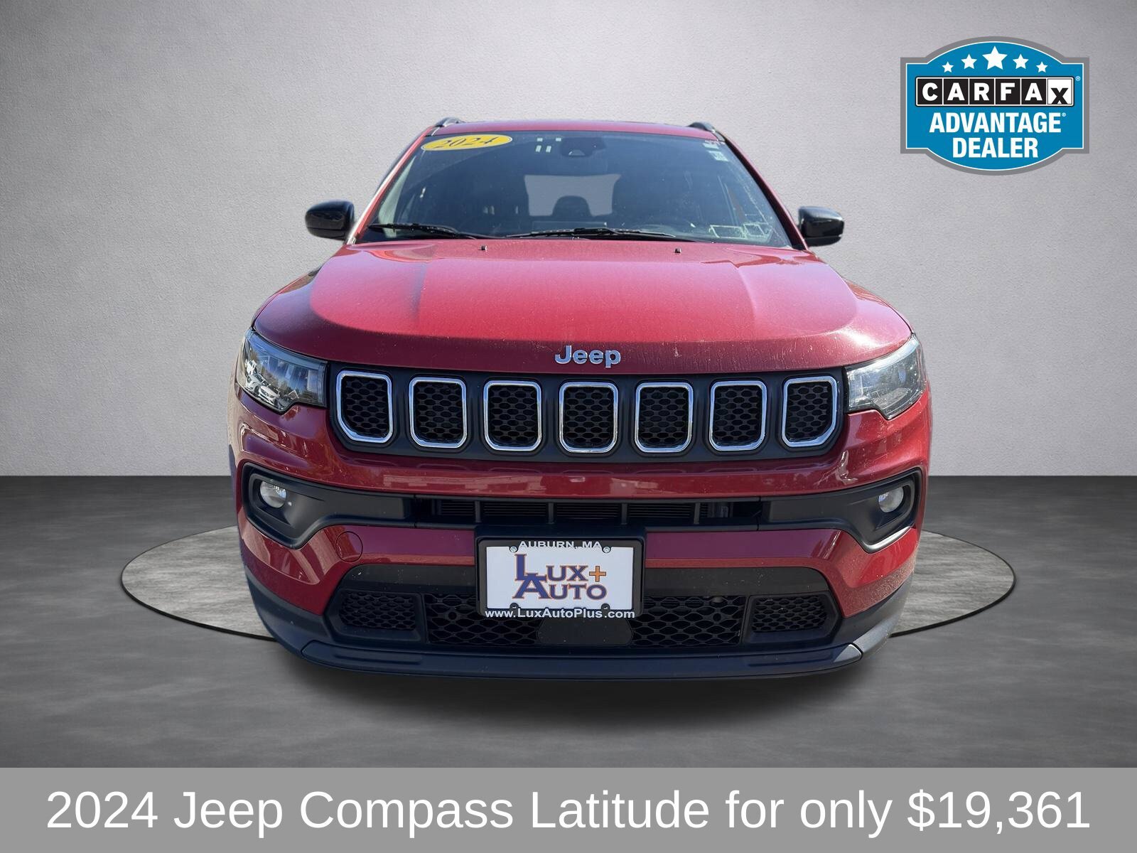 Used 2024 Jeep Compass Latitude AWD/4WD image 8
