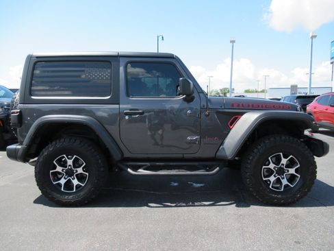 Used 2022 Jeep Wrangler Rubicon AWD/4WD image 4