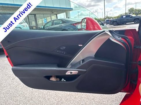 Used 2015 Chevrolet Corvette Z06 w/ 3LZ Preferred Equipment Group RWD image 15